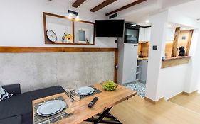 Bobevata Guest House - Floor 1 - Stunning View Old Town